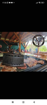 Zalakaroson bevezetett Borozó Grilterasszal eladó!