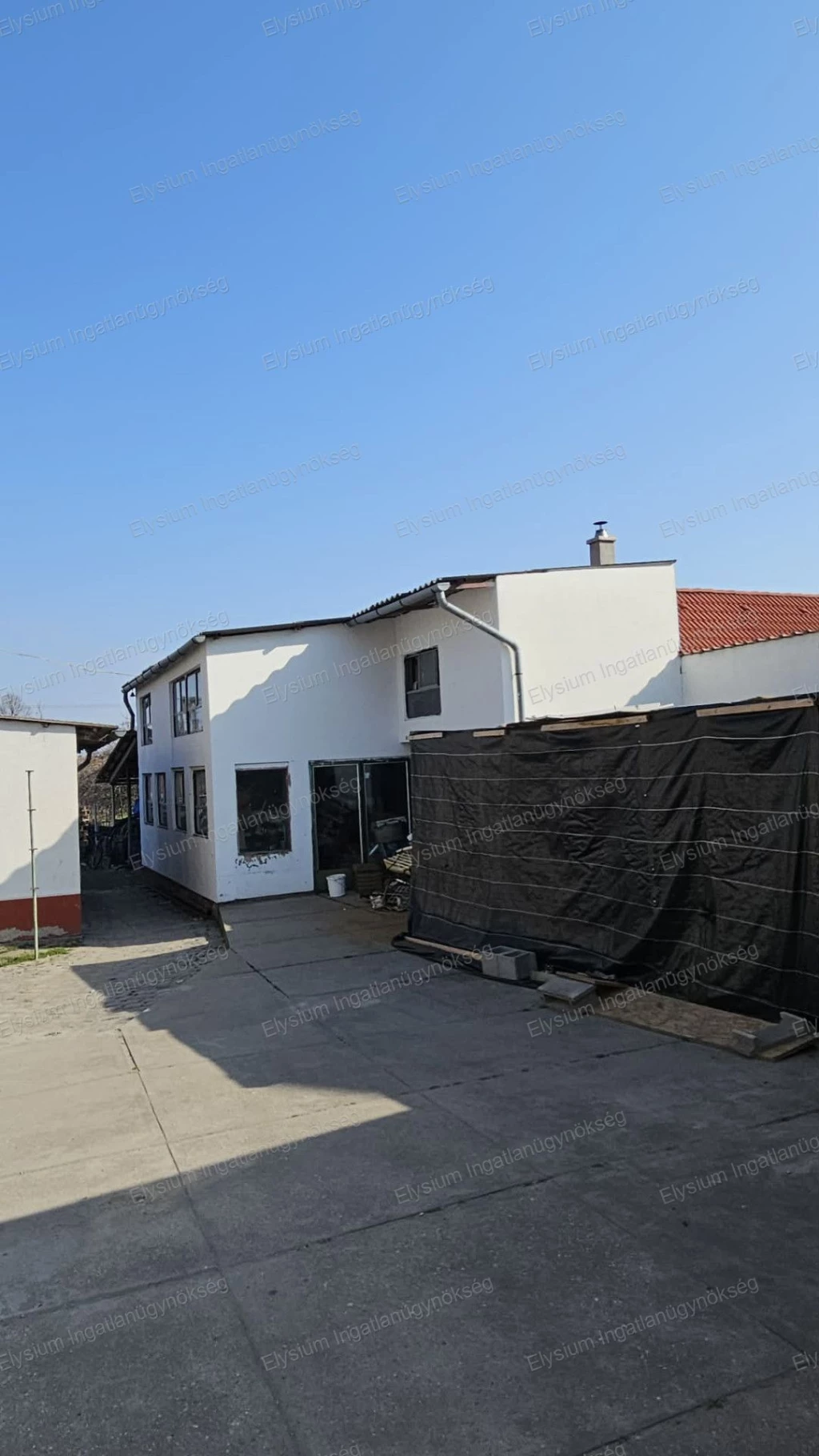 Cegléd – Befektetési lehetőség, több lakás kialakítására!