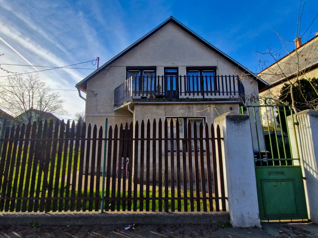 For sale house, Budapest XV. kerület