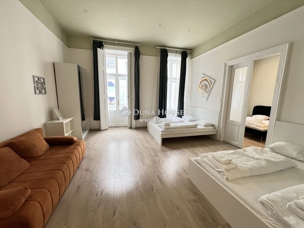 Eladó lakás, Budapest 6. ker.