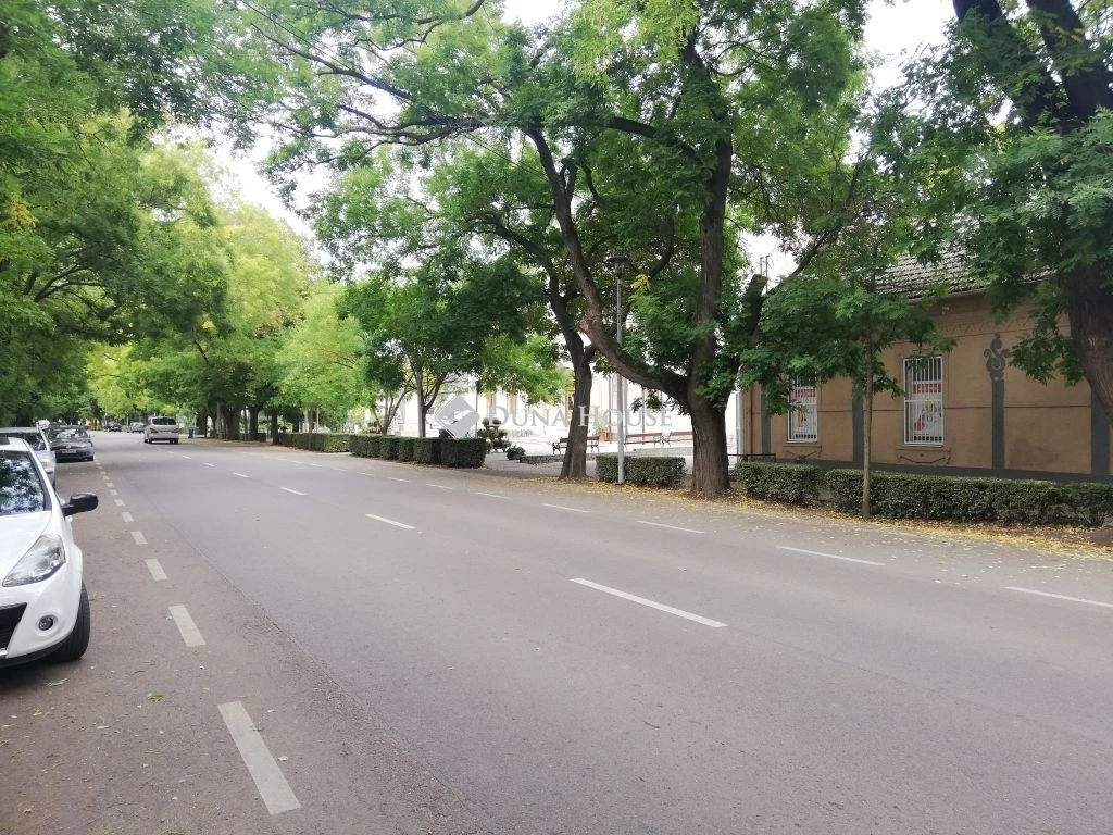 Eladó ház, Mezőkeresztes