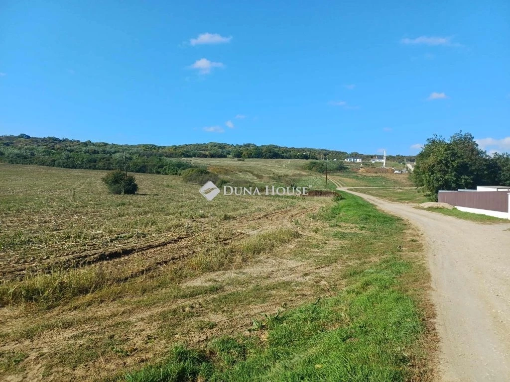Eladó telek, Nyékládháza