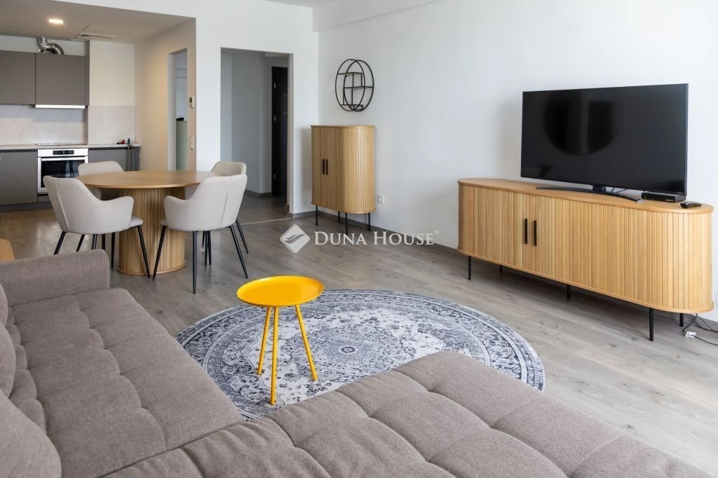 c3-1-name c2-23-name, Miskolc