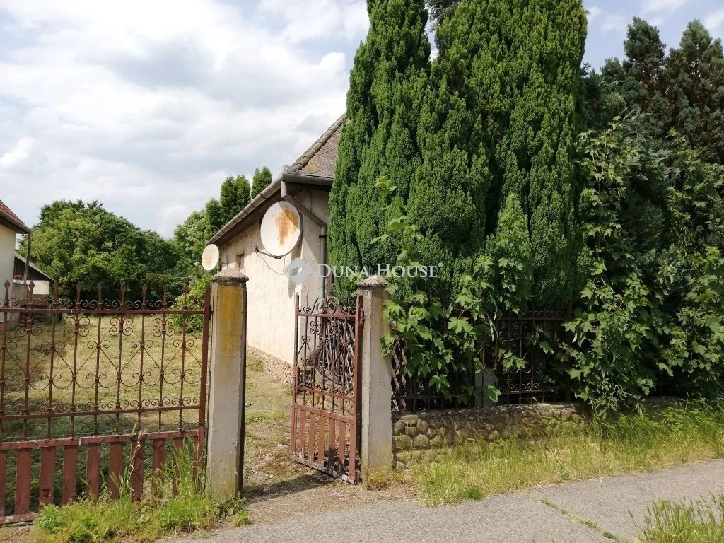 Eladó ház, Hejőkeresztúr