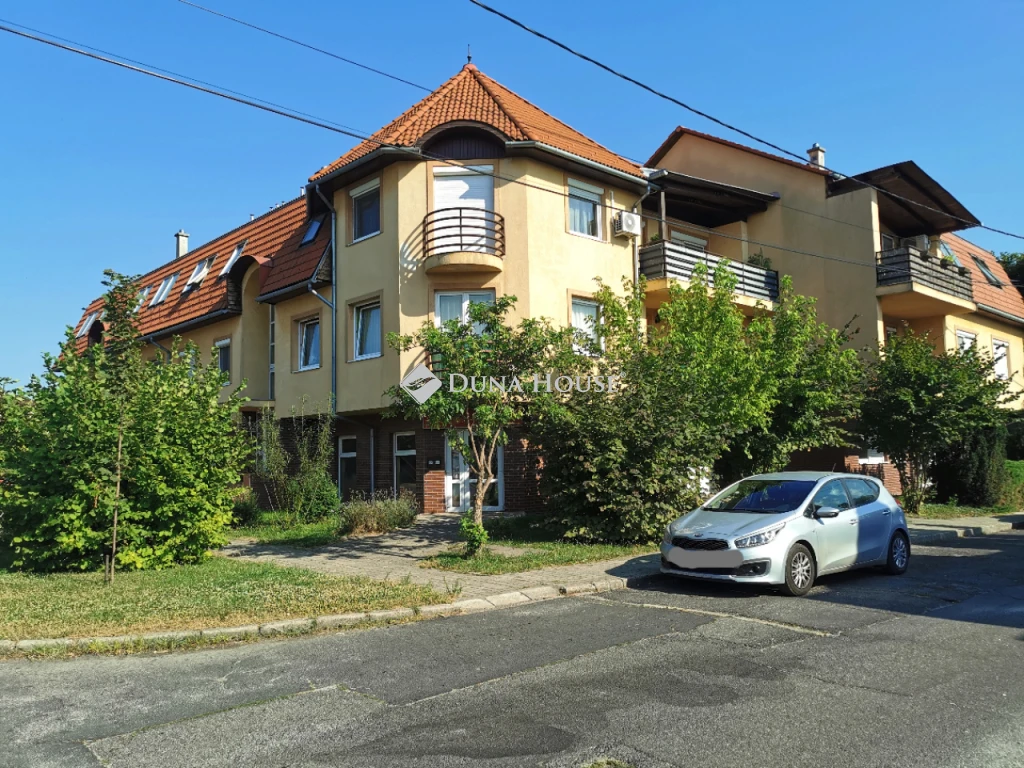 c3-1-name c2-19-name, Miskolc, Lévay József utca