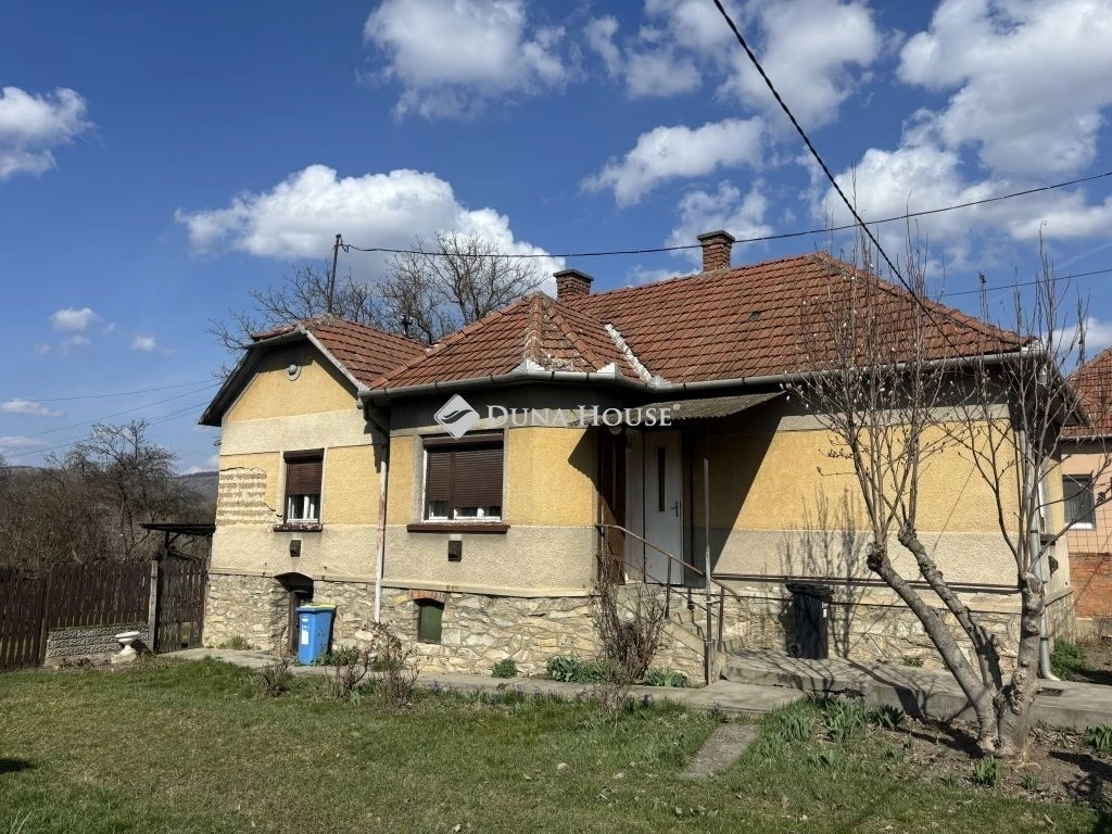 Eladó ház, Szendrő