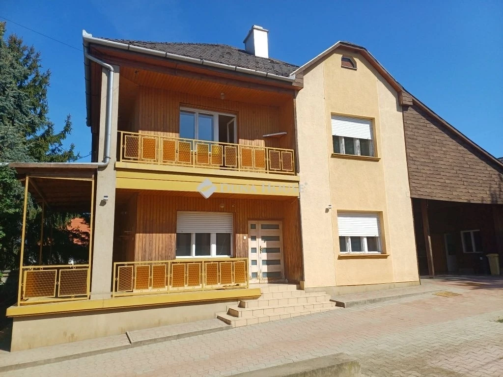 Eladó ház, Tarcal
