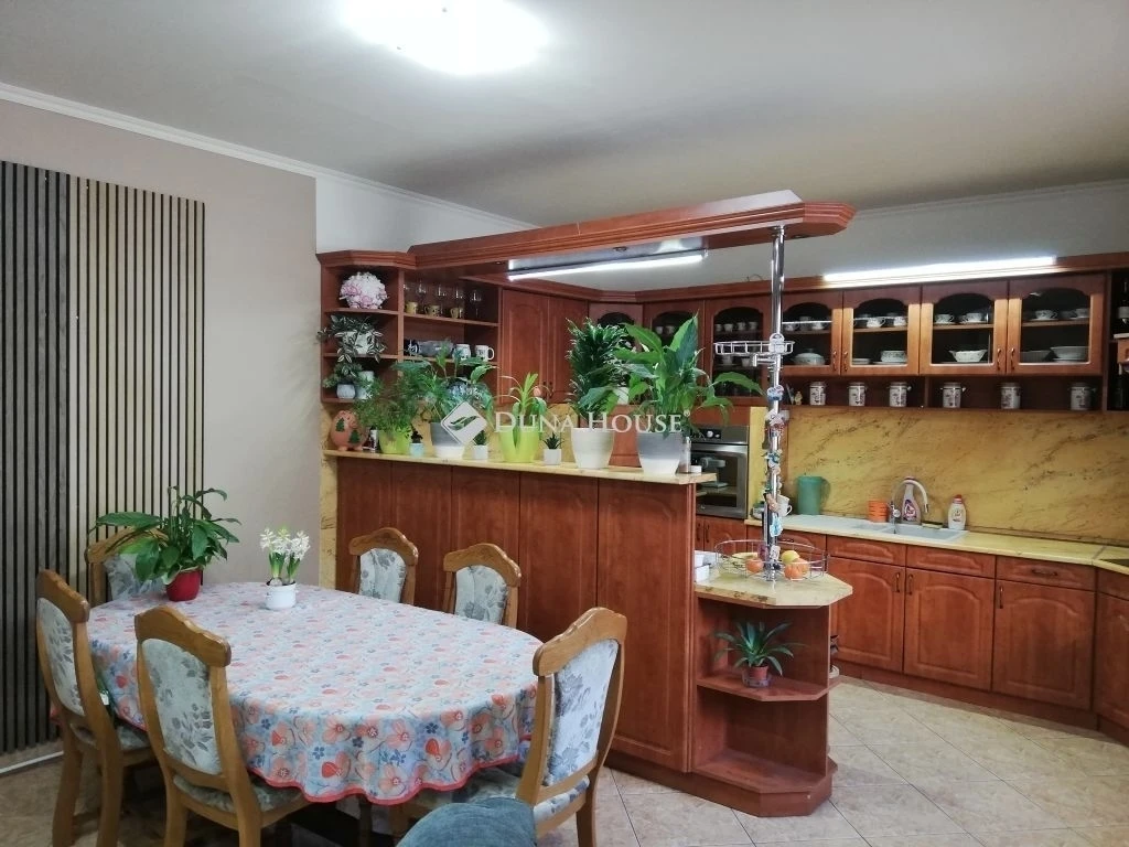 Eladó ház, Miskolc