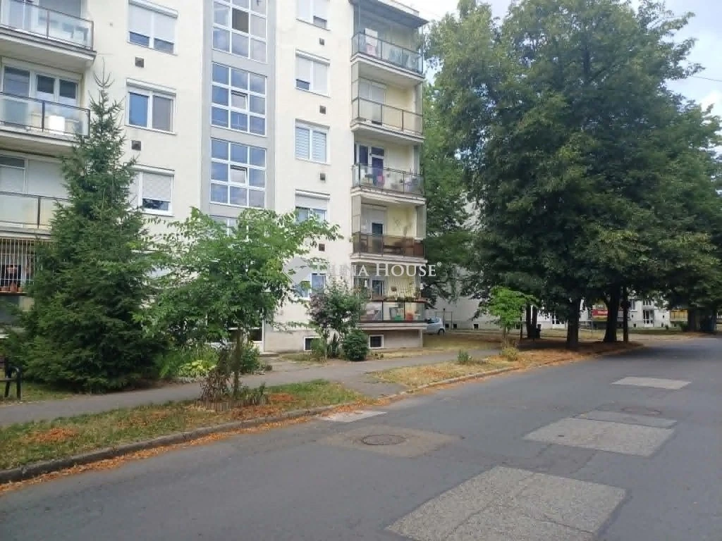 c3-1-name c2-19-name, Miskolc, Kandó Kálmán utca