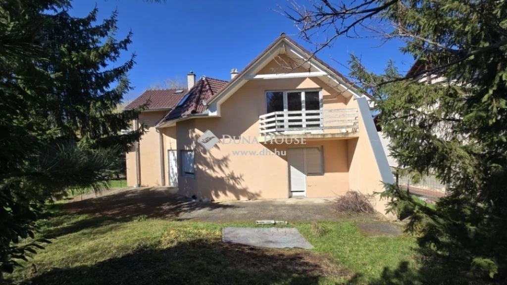 Molnár Gréta Eladó ház, Páty