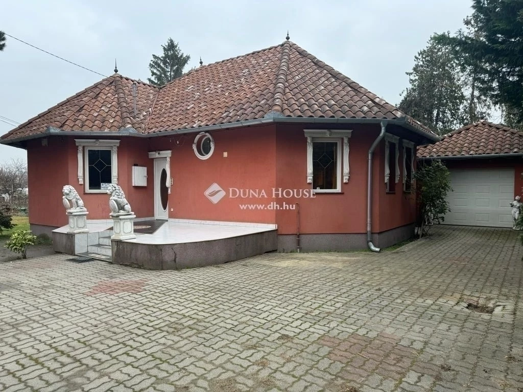 c3-1-name c2-1-name, Szigetszentmiklós, Ostorfa utca