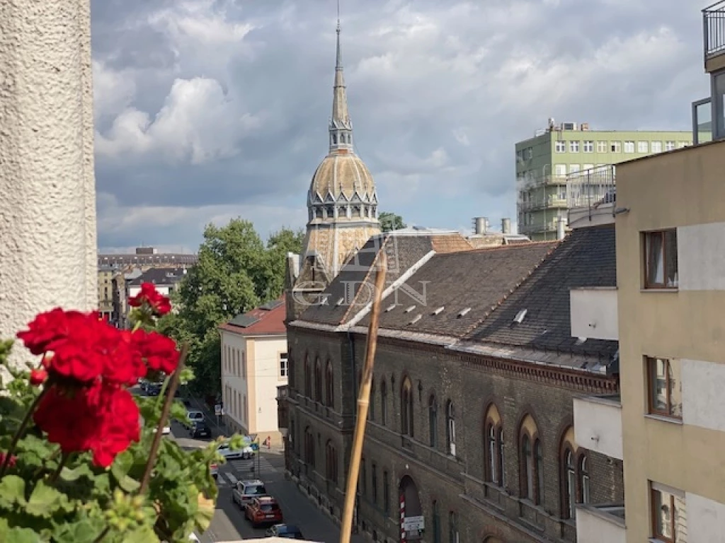 Eladó téglalakás, Budapest VIII. kerület, Csarnok negyed, Kun utca