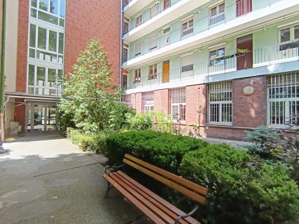 Eladó téglalakás, Budapest IX. kerület, Rehabilitációs terület IX. ker., Ernő utca
