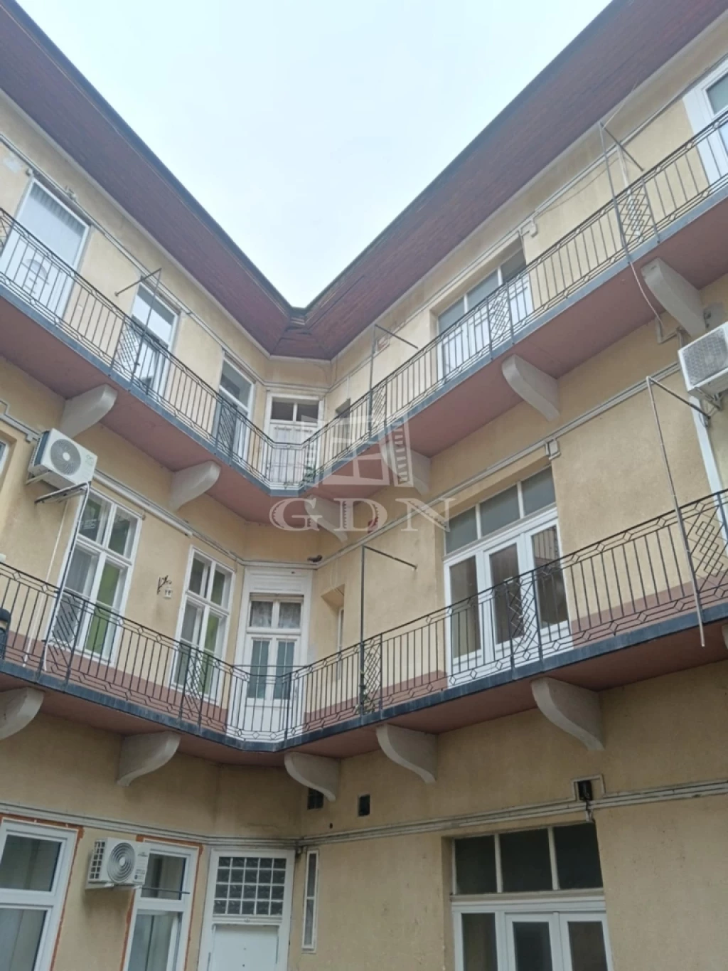 Kiadó téglalakás, Budapest VIII. kerület, Józsefváros, József körút