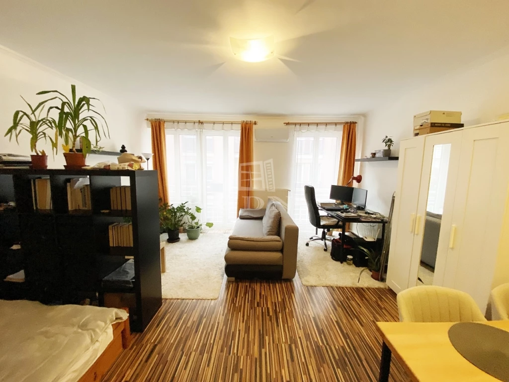 Eladó téglalakás, Budapest IX. kerület, Rehabilitációs terület IX. ker., Bokréta utca