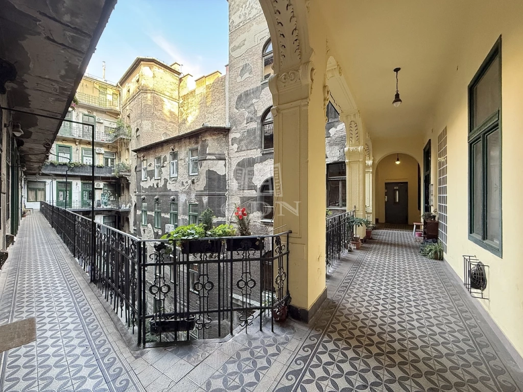 For sale brick flat, Budapest VIII. kerület, Magdolna negyed, Mátyás tér