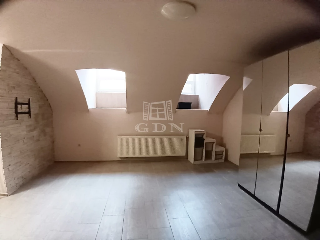 For sale brick flat, Budapest VIII. kerület, Józsefváros, Őr utca