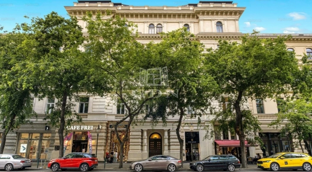 Eladó téglalakás, Budapest VI. kerület, Nagykörúton belüli terület, Andrássy út