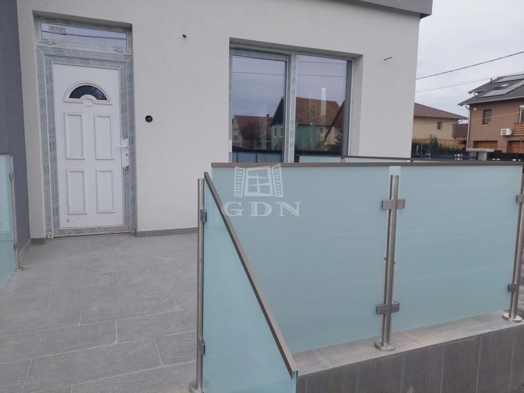 For sale brick flat, Dunaharaszti, Bezerédi-lakópark, Haraszty Ferenc utca