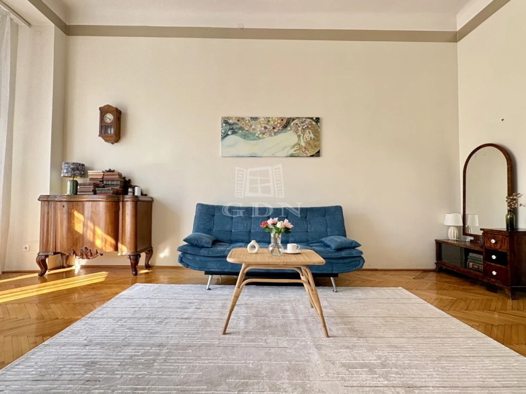 For rent brick flat, Budapest VI. kerület, Nagykörúton kívüli terület, Vörösmarty utca