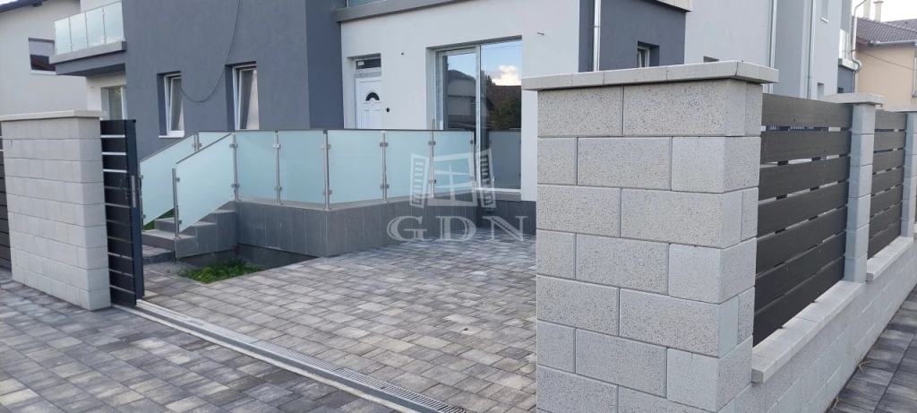 For sale brick flat, Dunaharaszti, Bezerédi-lakópark, Haraszty Ferenc utca