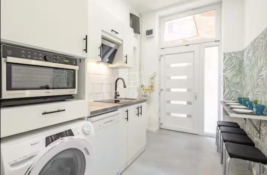 Eladó téglalakás, Budapest VIII. kerület, Corvin negyed, József körút