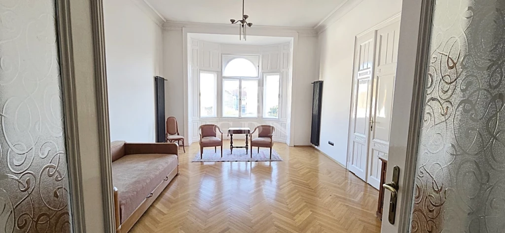 Eladó téglalakás, Budapest VI. kerület, Nagykörúton belüli terület, Székely Mihály utca