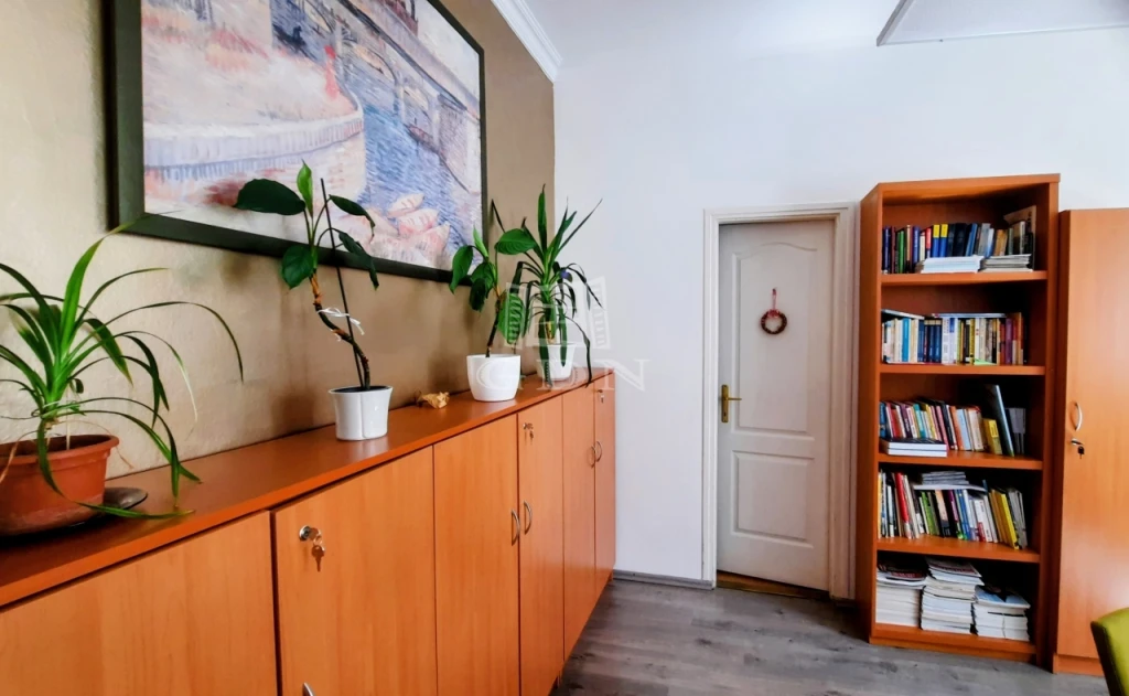 Eladó téglalakás, Budapest VIII. kerület, Népszínház utca