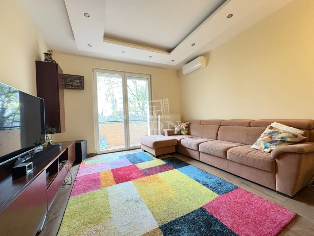 Eladó téglalakás, Budapest XIII. kerület, Tahi utca