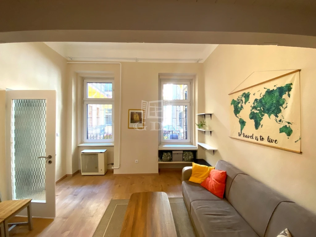 Eladó téglalakás, Budapest VI. kerület, Nagykörúton kívüli terület, Székely Bertalan utca