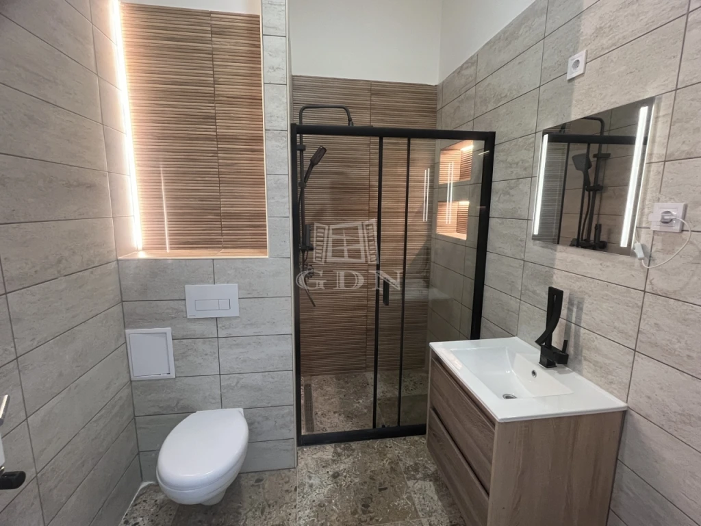 Eladó téglalakás, Budapest VII. kerület, Nagykörúton kívüli terület, Cserhát utca