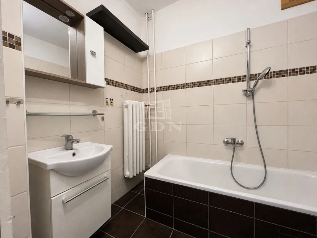 Eladó téglalakás, Budapest IX. kerület, Rehabilitációs terület IX. ker., Tinódi utca