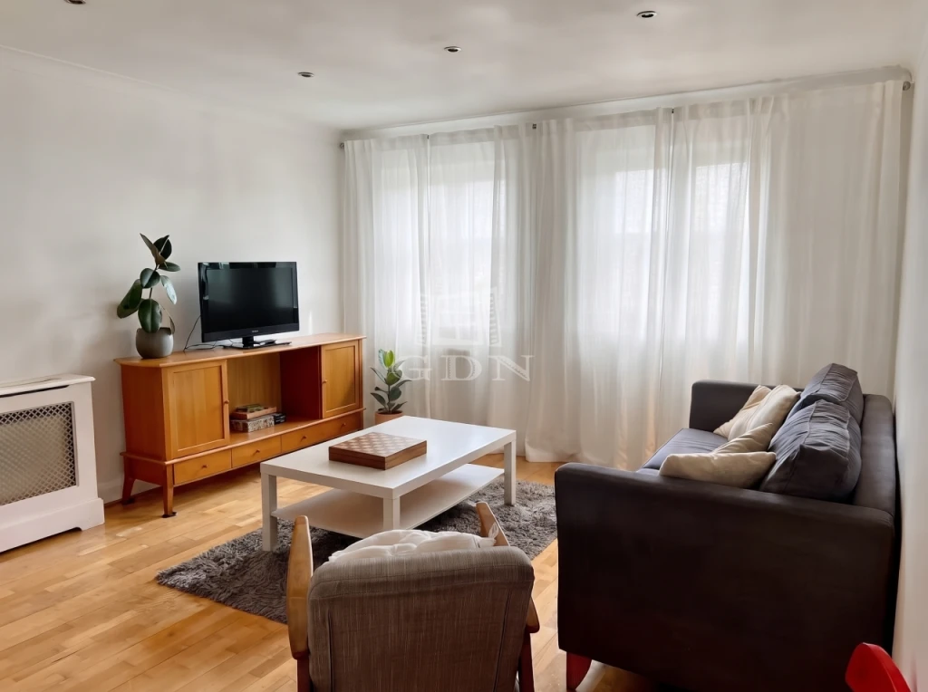 Eladó téglalakás, Budapest VIII. kerület, Palotanegyed, Gyulai Pál utca