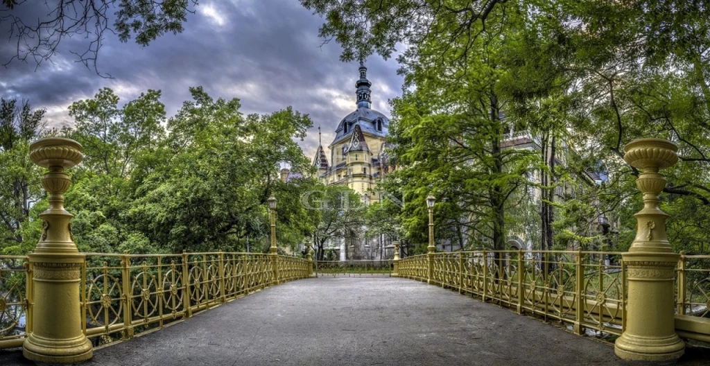 Eladó téglalakás, Budapest VII. kerület, Nagykörúton kívüli terület, Damjanich utca