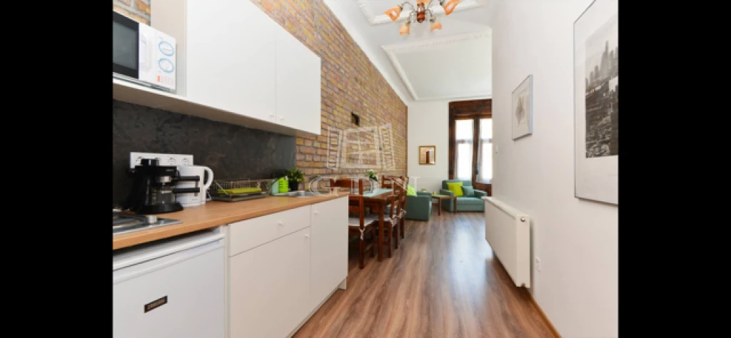 For sale brick flat, Budapest VIII. kerület, Magdolna negyed, Rákóczi út