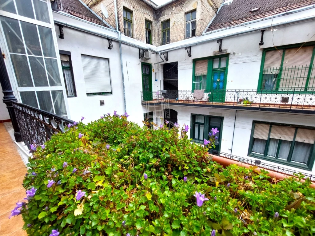 Eladó téglalakás, Budapest VI. kerület, Nagykörúton kívüli terület, Podmaniczky utca