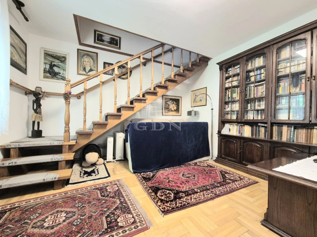 Eladó családi ház, Budapest IV. kerület, hangulatos kertvárosban