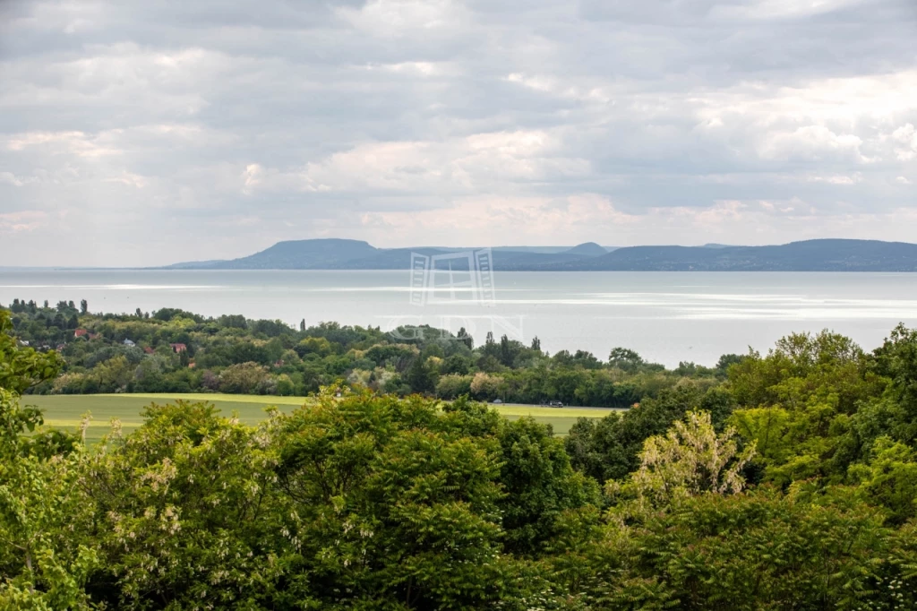 Eladó családi ház, Balatonföldvár, Magaspart, Balatonföldvár