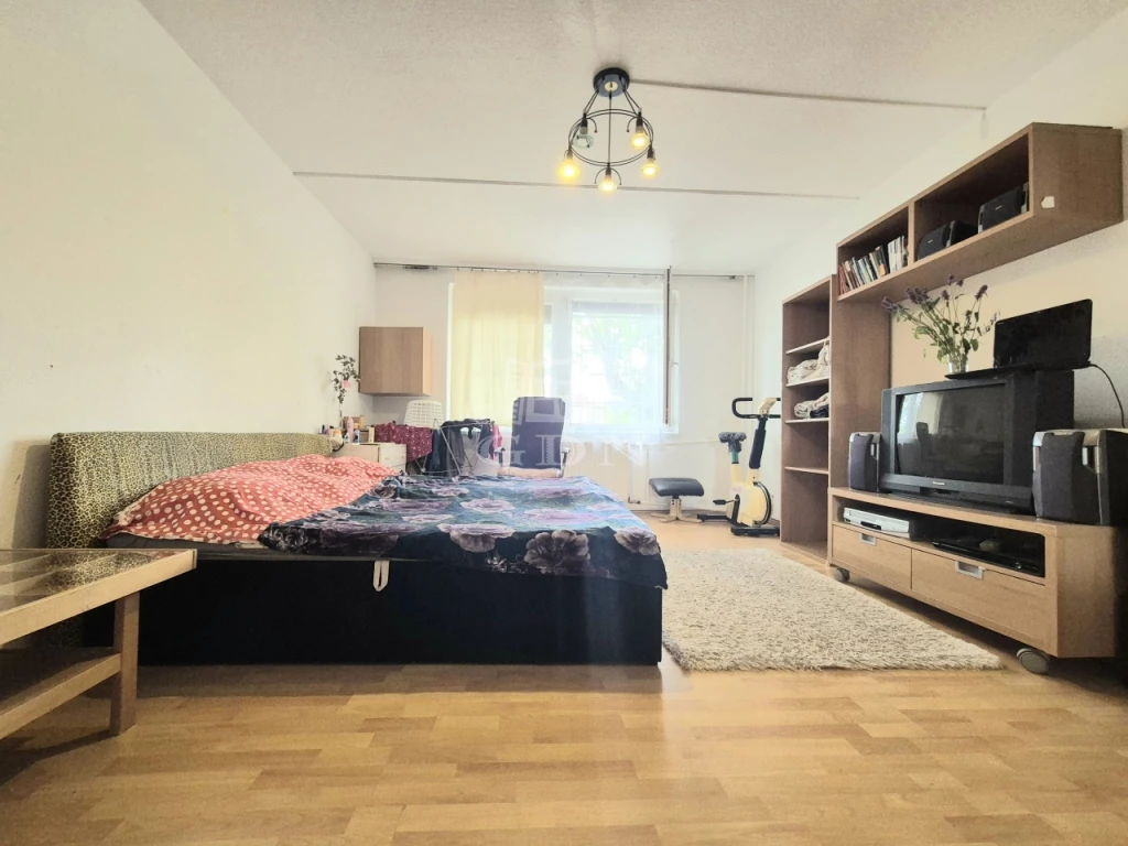 Eladó panellakás, Budapest X. kerület, Újhegy, újhegy hangulatos részén