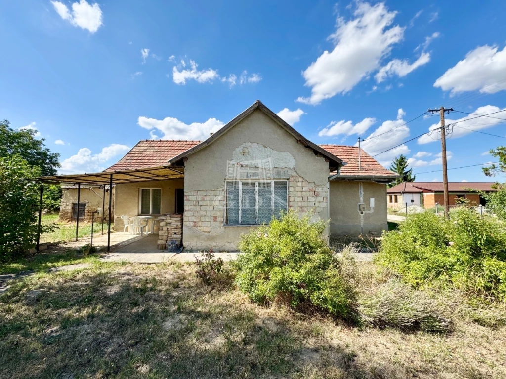 Eladó családi ház, Csajág, Dózsa György utca