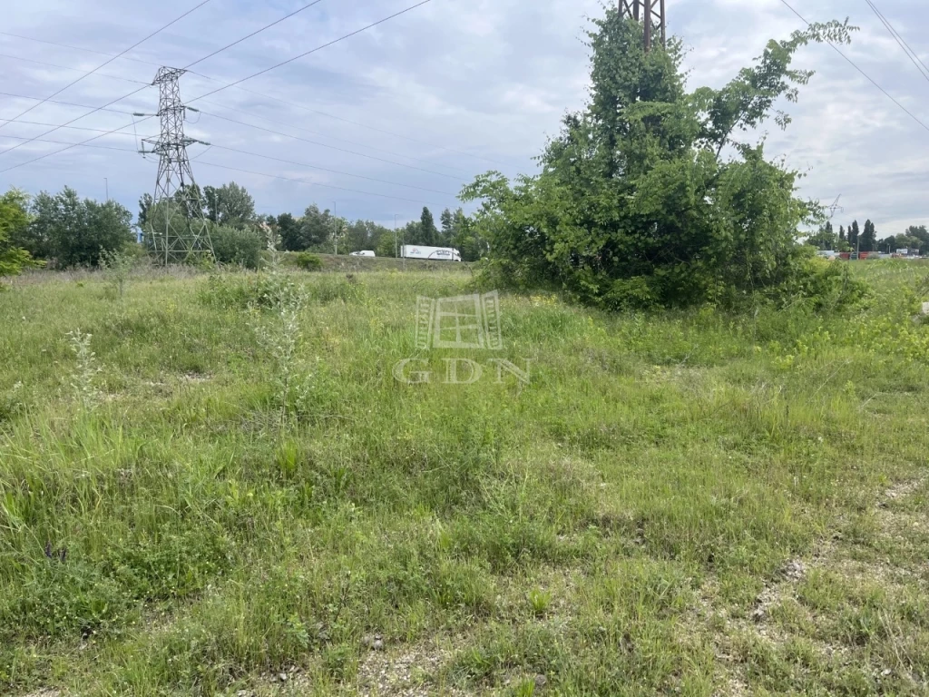 For sale other commercial, Budapest XVIII. kerület, Halmierdő, Zádor utca