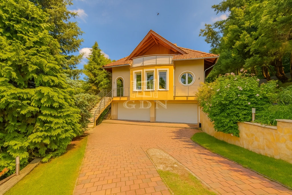 For sale house, Szentendre, Családi terek hosszú távra tervezve