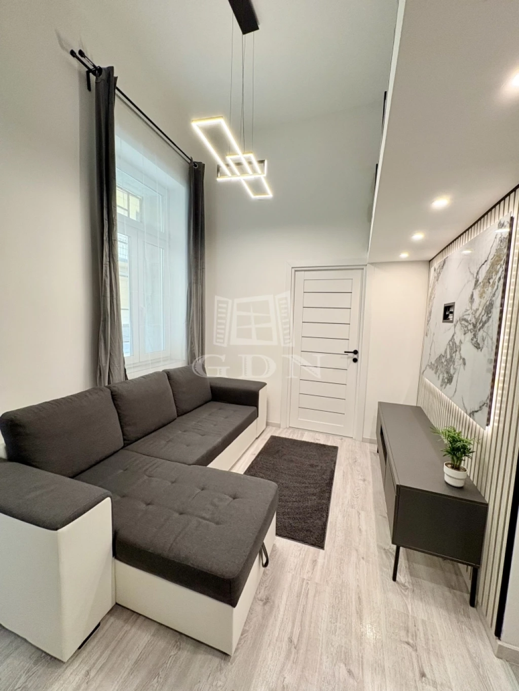 Eladó téglalakás, Budapest XIII. kerület, Újlipótváros, Kész befektetés, azonnal kiadható!