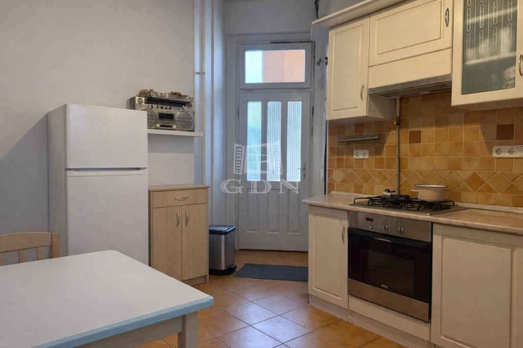 Eladó téglalakás, Budapest IV. kerület, Újpest, Attila utca