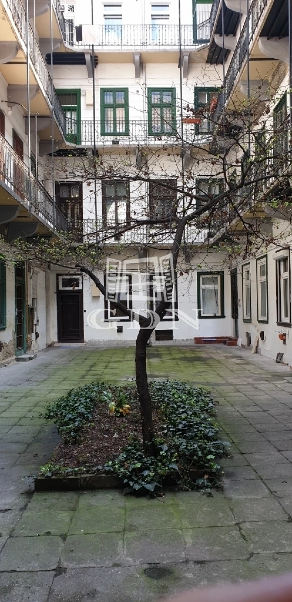 Eladó téglalakás, Budapest VII. kerület, Nagykörúton belüli terület, Péterfy Sándor utca