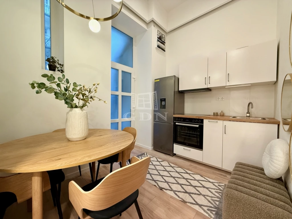 c3-1-name c2-19-name, Budapest XIII. kerület, Újlipótváros, Belvárosi vibe!