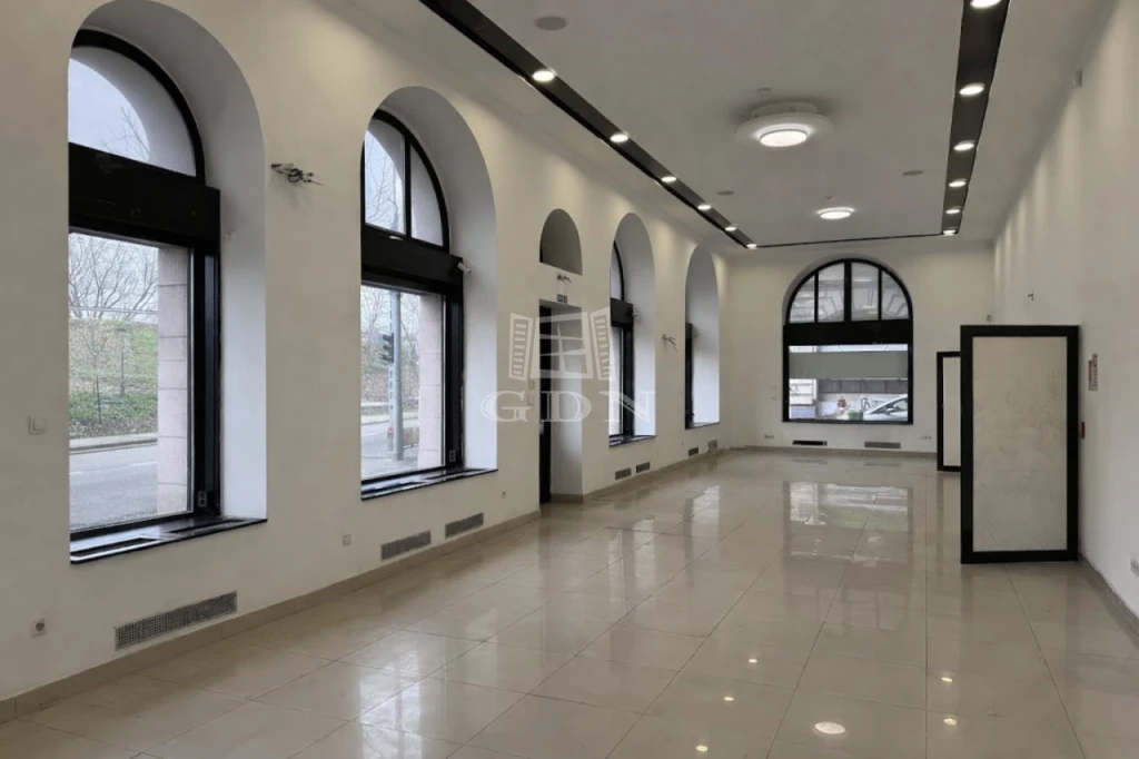 For sale store, Budapest VI. kerület, Nagykörúton kívüli terület, Podmaniczky utca