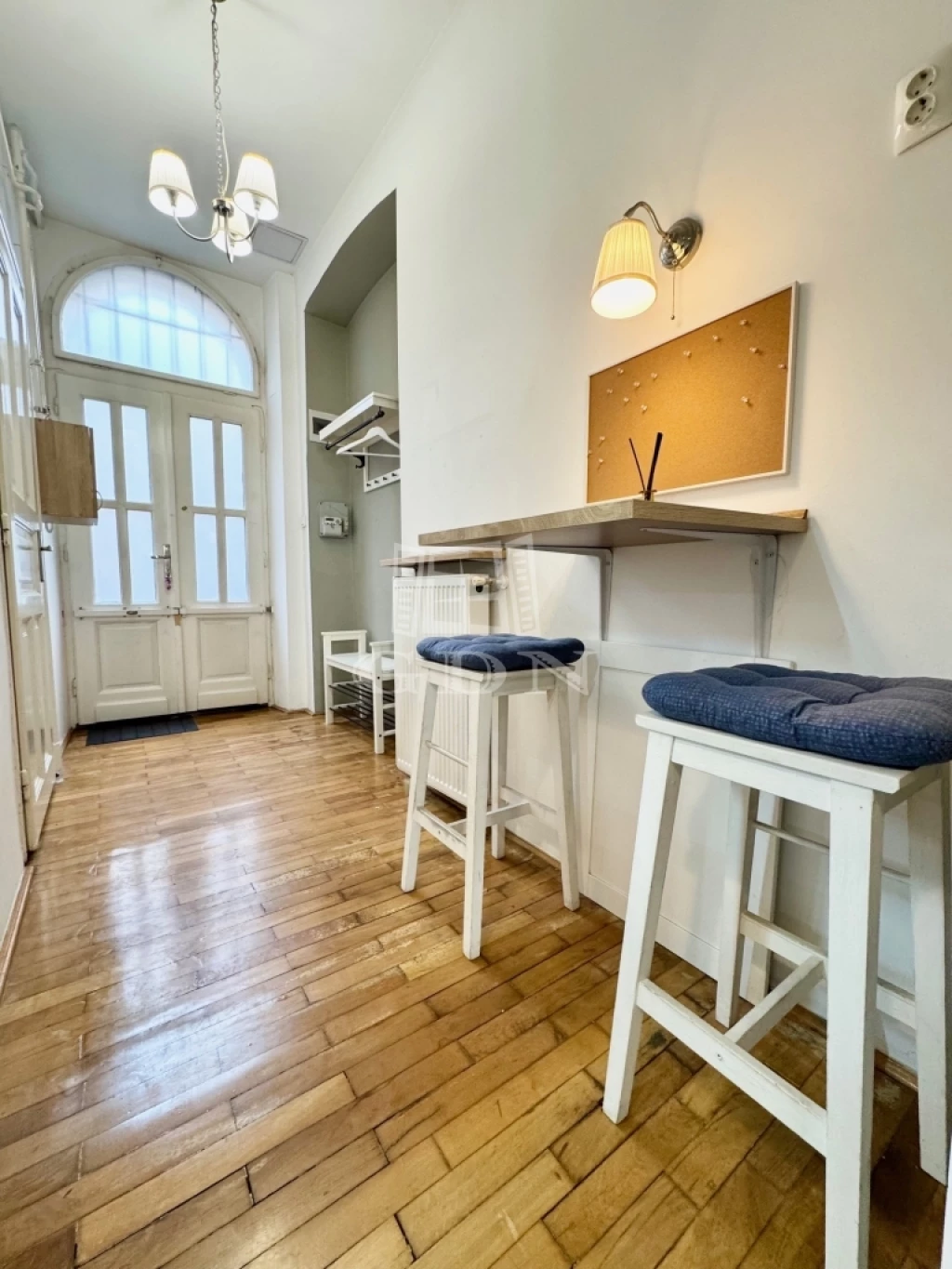 For sale brick flat, Budapest VI. kerület, Nagykörúton kívüli terület, Eötvös utca