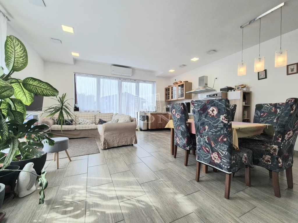 Eladó családi ház, Mogyoród, panorámás környezetben