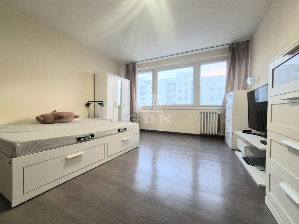 For rent panel flat, Budapest X. kerület, Kővágó utca
